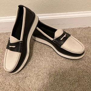 Rag & Bone Tanja loafers size 7 in black and white leather